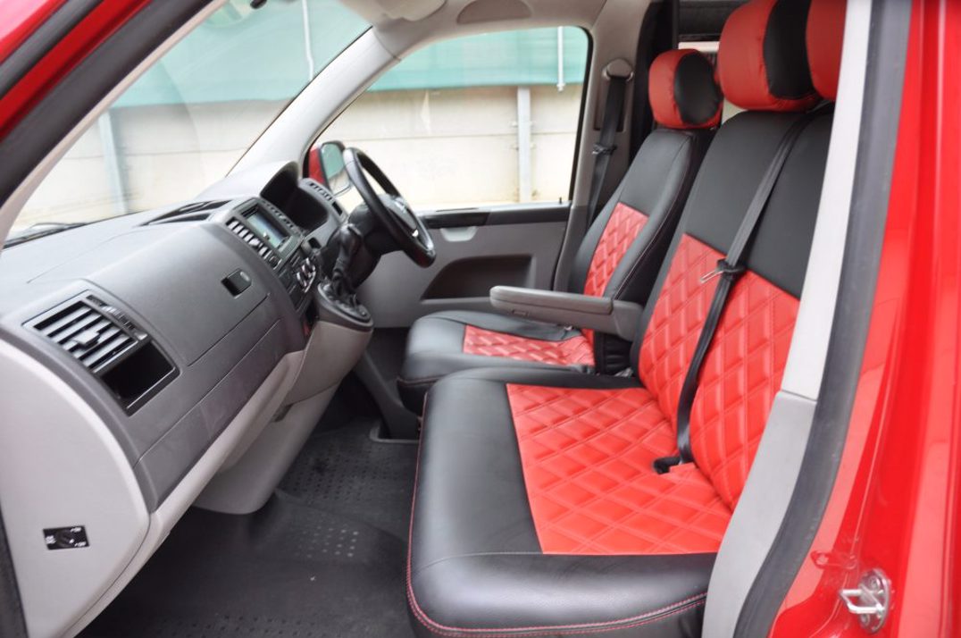 Volkswagen Transporter T5 LWB Auto Camper van. gallery image 16