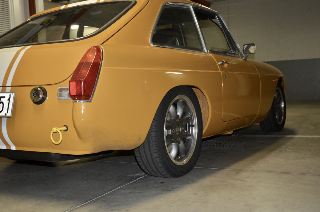 MGB GT gallery image 11