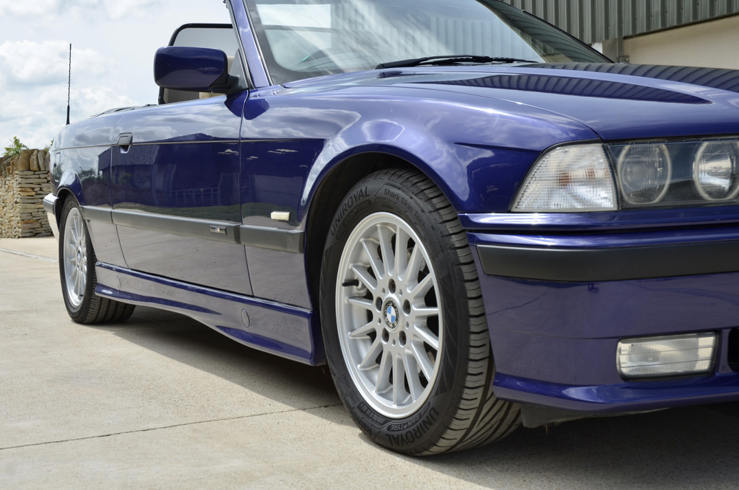 BMW 328I SE Auto Convertible gallery image 15