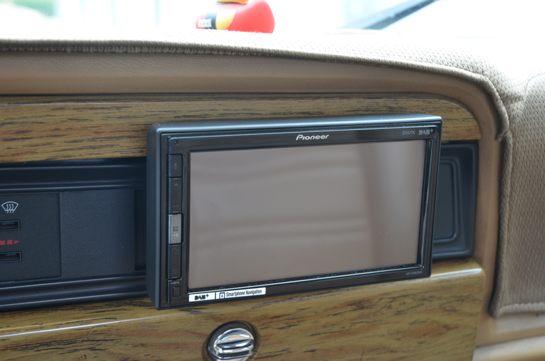 Jeep Grand Wagoneer 5.900cc V8 Auto gallery image 44