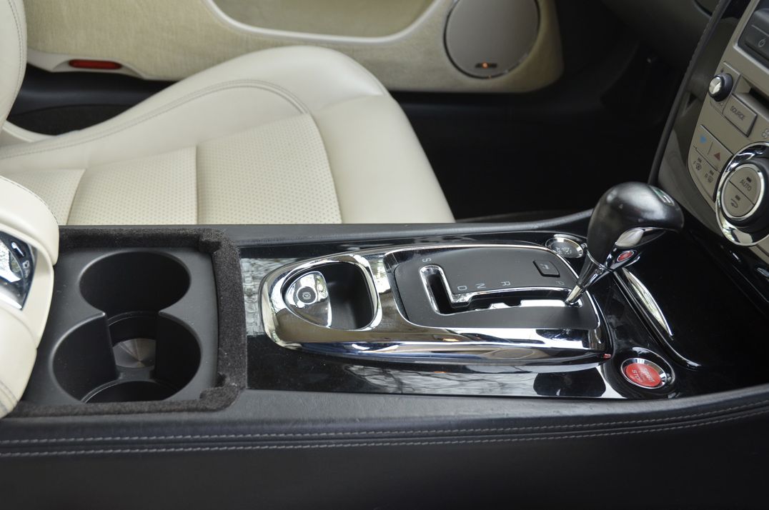 Jaguar XKR 4.2 Sports Coupe gallery image 51