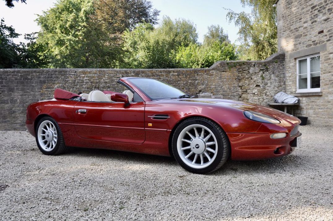 Aston Martin DB-7 Volante 3.2 Auto gallery image 1