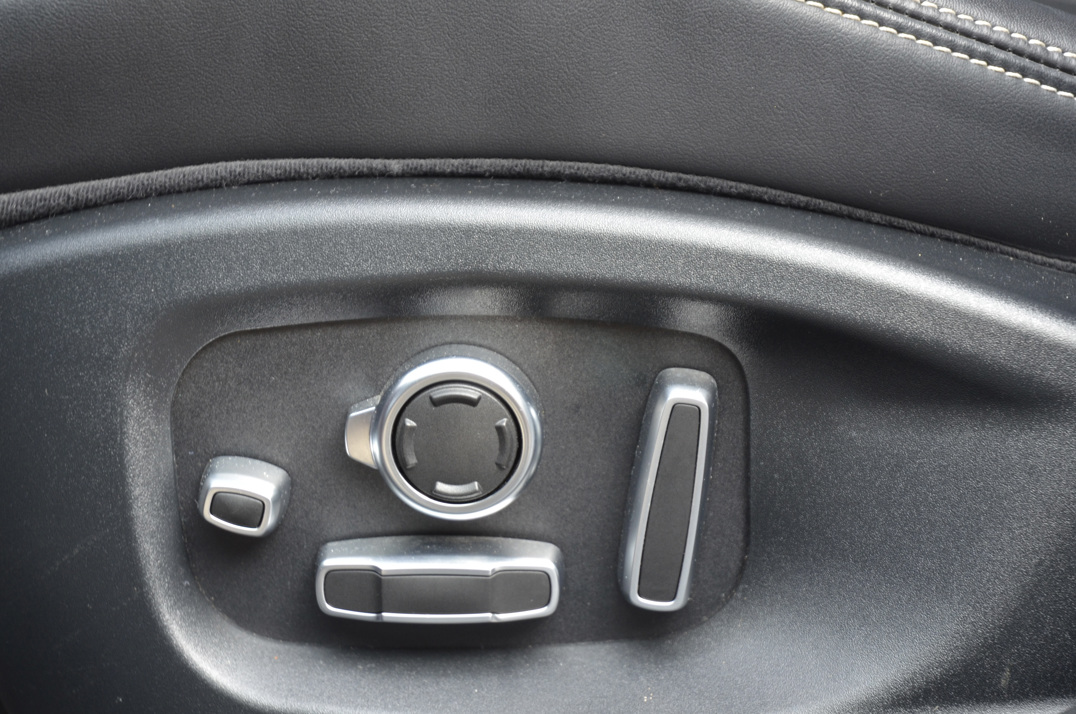 Jaguar - I Pace 400 - 90kWh HSE SUV 5dr Electric Auto 4WD (400 ps) gallery image 37