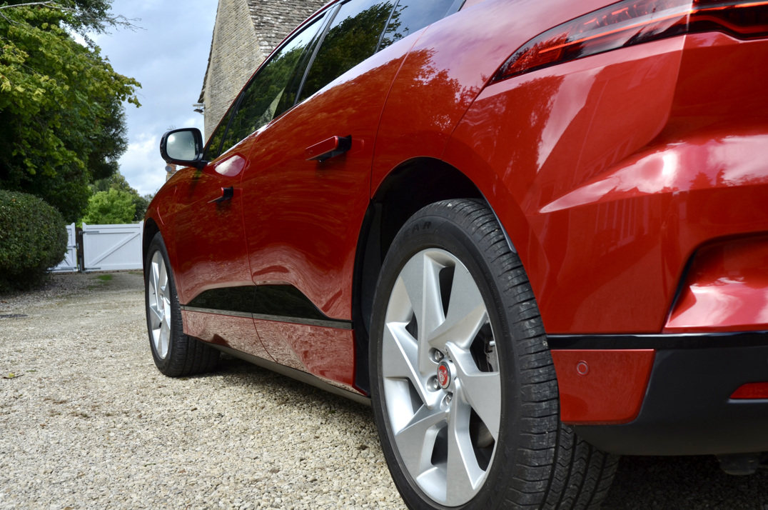 Jaguar - I Pace 400 - 90kWh HSE SUV 5dr Electric Auto 4WD (400 ps) gallery image 12