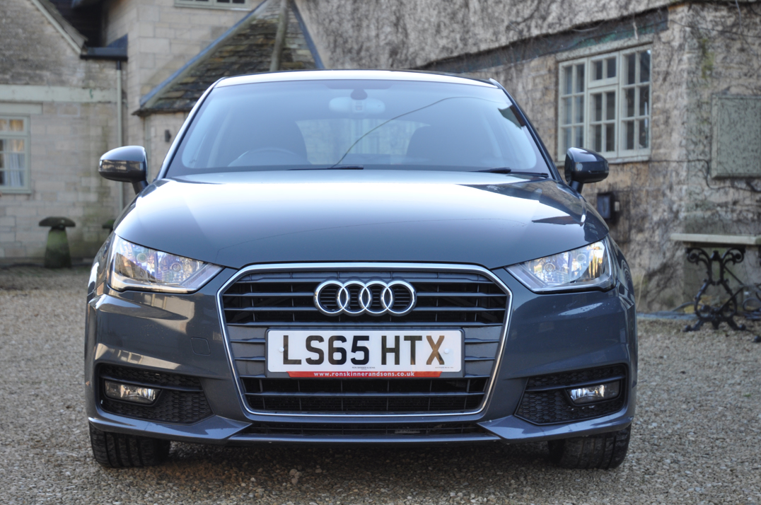 Audi A1 1.6 TDI S-A gallery image 9