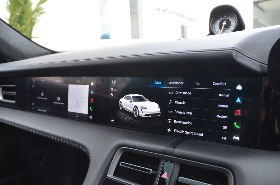 Porsche Taycan Turbo S gallery image 58