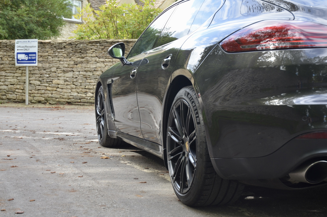 Porsche Panamera 4S - 3.0 V6 4S Hatchback 5dr Petrol PDK 4WD Euro 5 (420 ps) gallery image 12