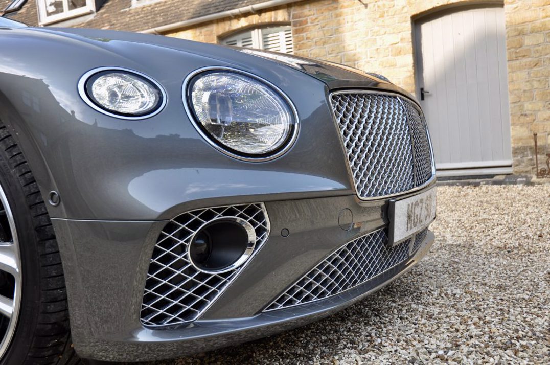 Bentley Continental 6.0 W12 GT gallery image 16