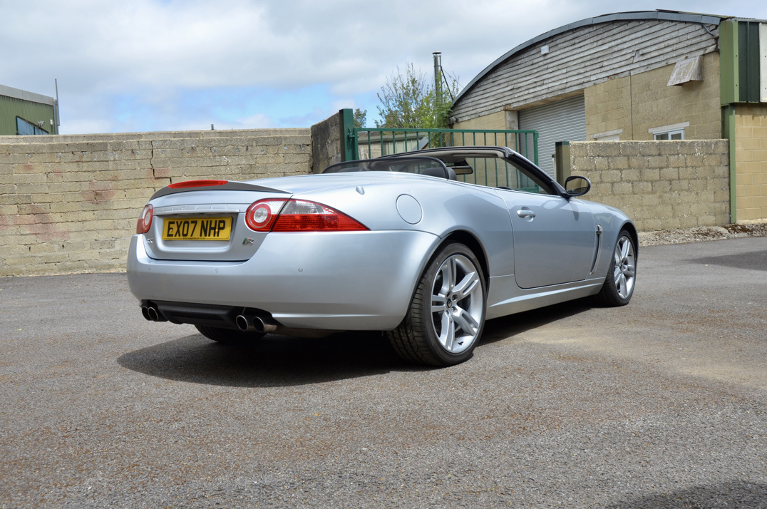 Jaguar XKR 4.2 Auto Convertible gallery image 7