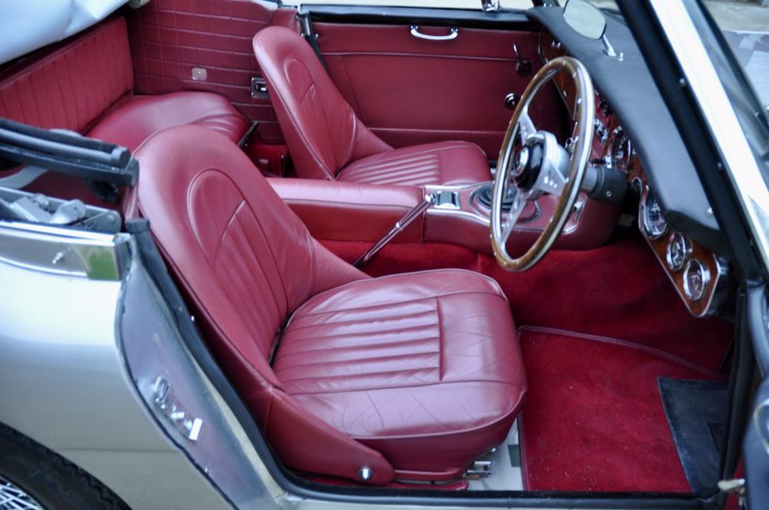 Austin Healey 3000 MIII BJ8 Convertible gallery image 26