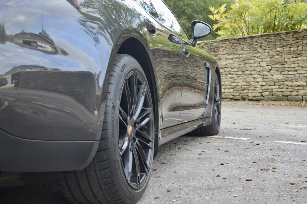 Porsche Panamera 4S - 3.0 V6 4S Hatchback 5dr Petrol PDK 4WD Euro 5 (420 ps) gallery image 14