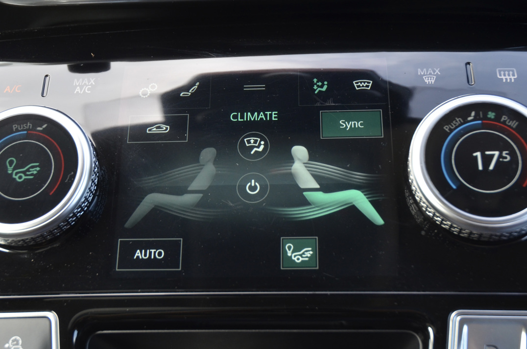 Jaguar - I Pace 400 - 90kWh HSE SUV 5dr Electric Auto 4WD (400 ps) gallery image 42