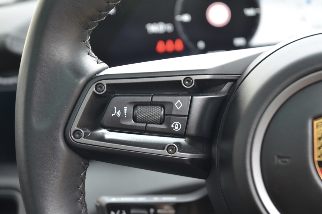 Porsche Taycan Turbo S gallery image 64