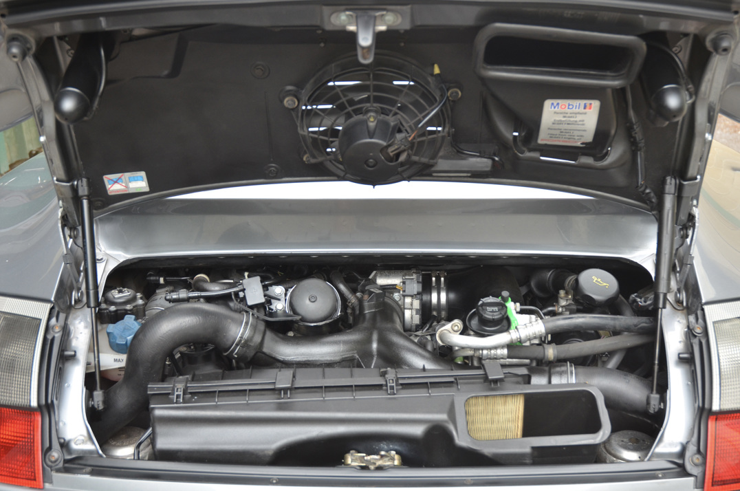 Porsche 911 (996) Turbo manual gallery image 54