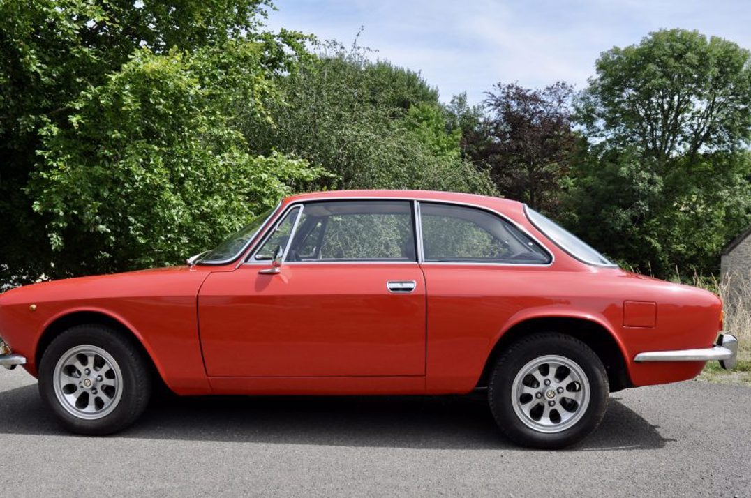 Alfa Romeo 2000 GTV Coupe gallery image 10