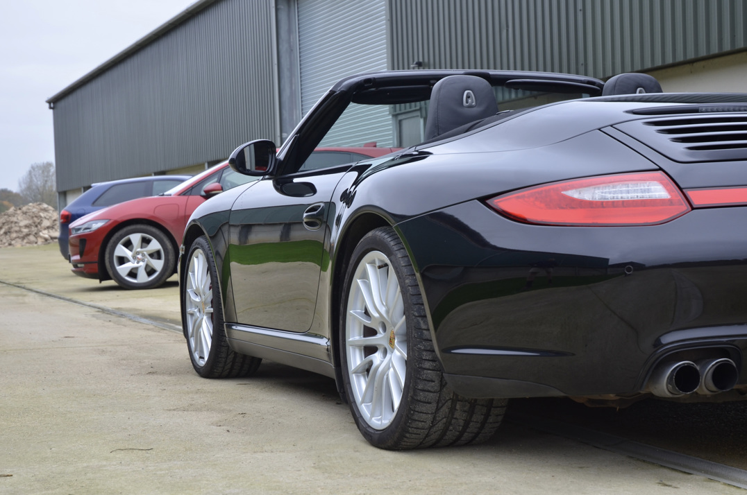 Porsche 911 Carrera 4s Cabriolet (1) gallery image 19