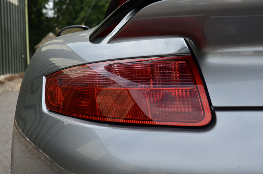 Porsche 911 Turbo Cabriolet Tip-Tronic gallery image 32