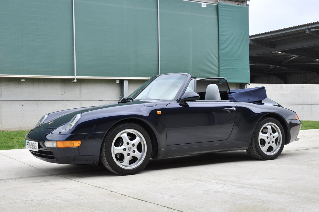 Porsche 911 993 Carrera 3.6 Convertible Manual gallery image 1