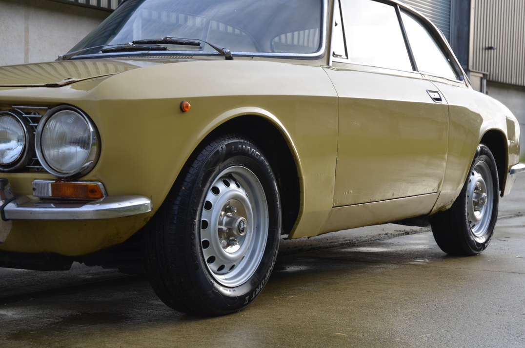 Alfa Romeo 2000 GTV (2) gallery image 10