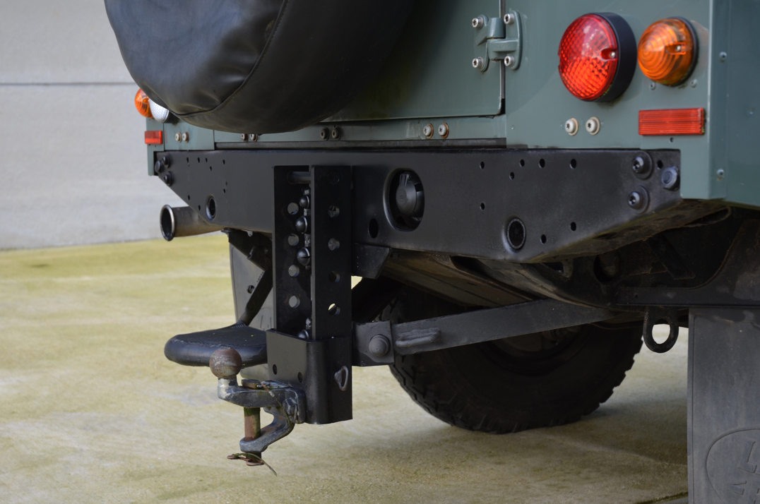 Land Rover Defender 110 County TD 7 Seater Estate gallery image 9