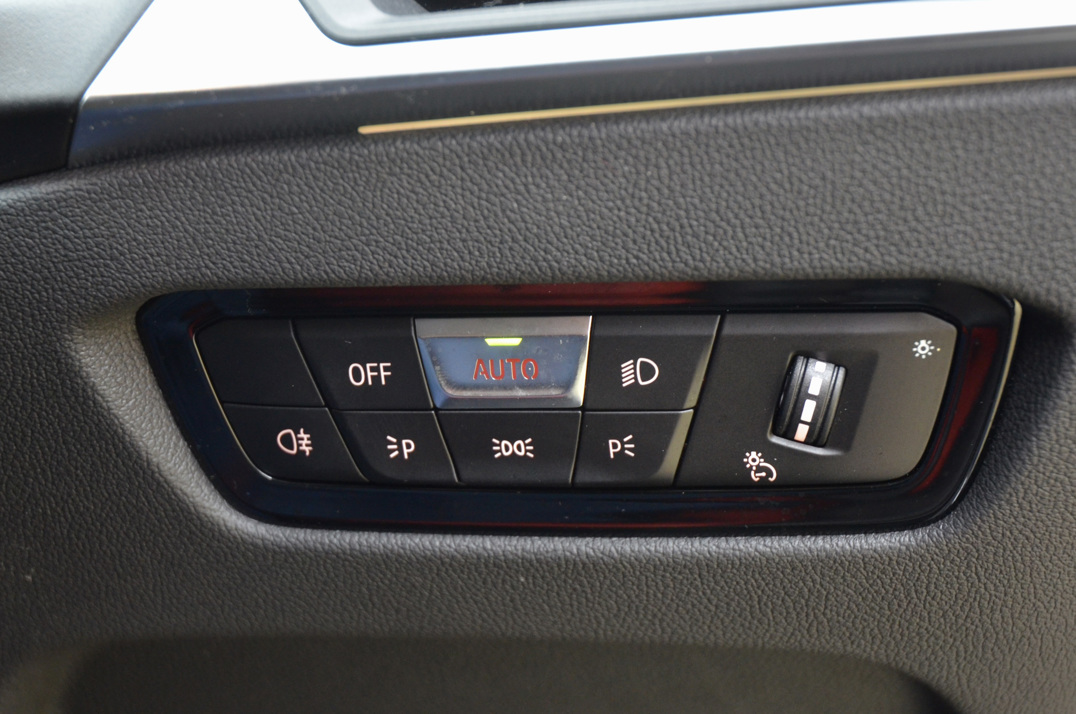 BMW - M340D MHEV X Drive Touring. gallery image 49