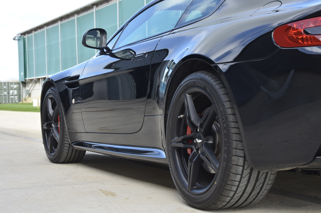 Aston Martin 4.7 V8 Vantage S N430 Special Q Edition gallery image 12