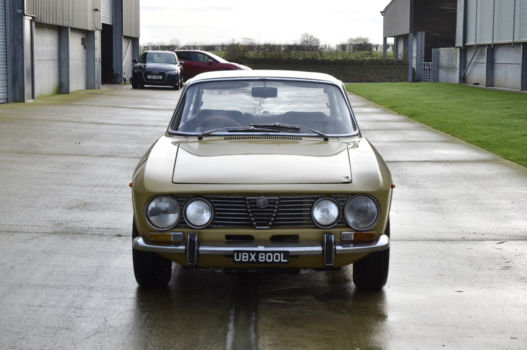 Alfa Romeo 2000 GTV (2) gallery image 3