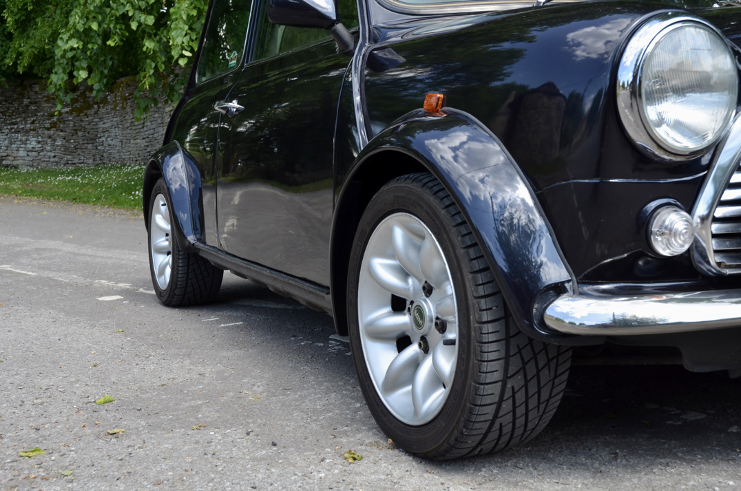Austin Mini 1.3I gallery image 14