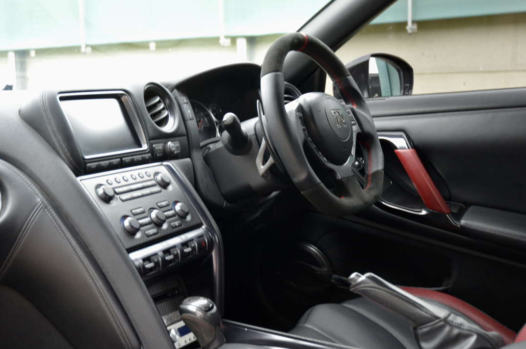 Nissan GTR Recaro Edition - Litchfield 4.25 Tune gallery image 27