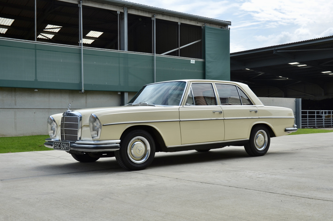 Mercedes W108 280 SE. gallery image 1