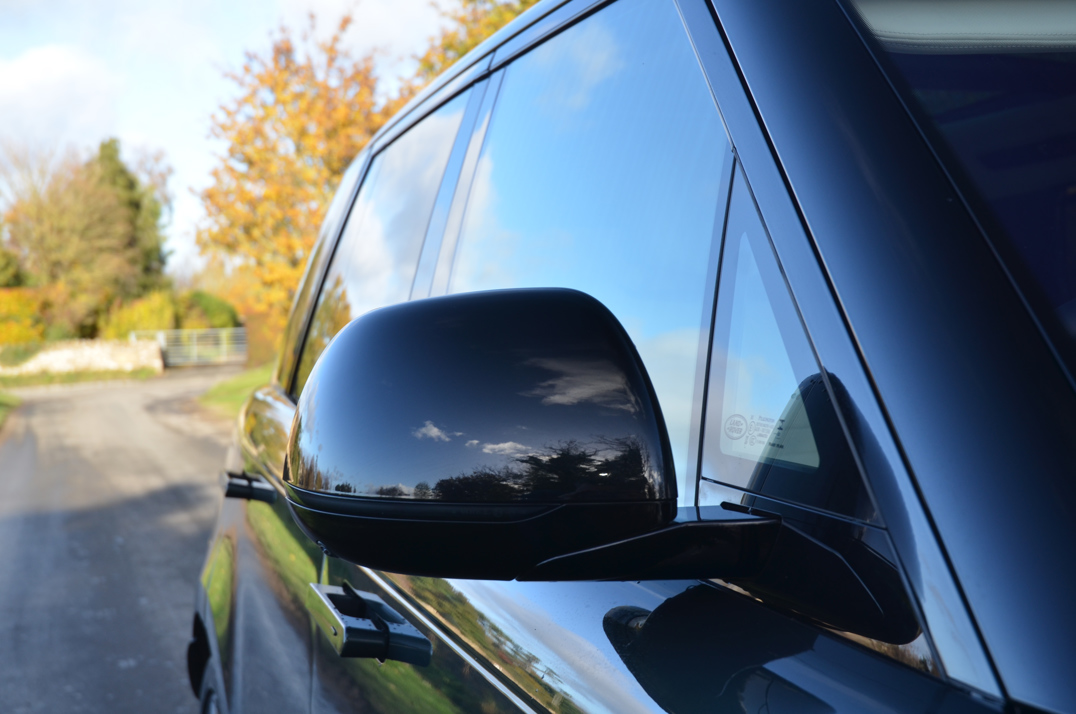 Land Rover Range Rover 3.0ltr P440e Autobiography gallery image 10