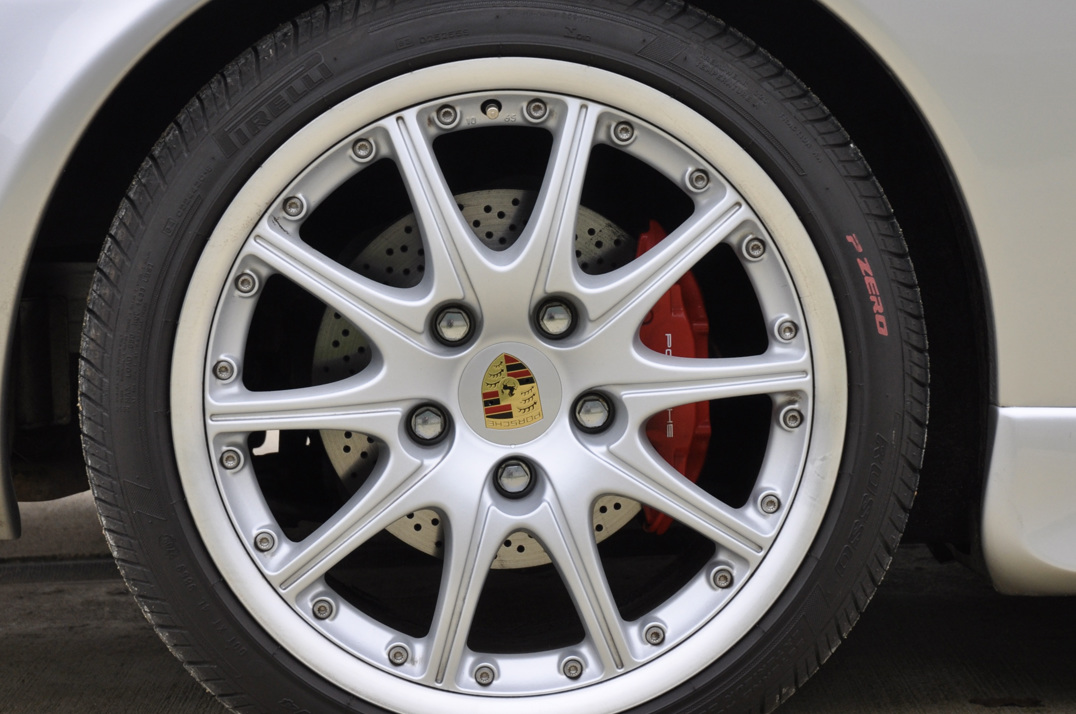 Porsche 996 911 Carrera 4 Tiptronic s gallery image 30