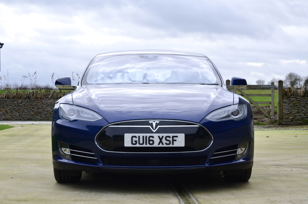 Tesla S 70. gallery image 3