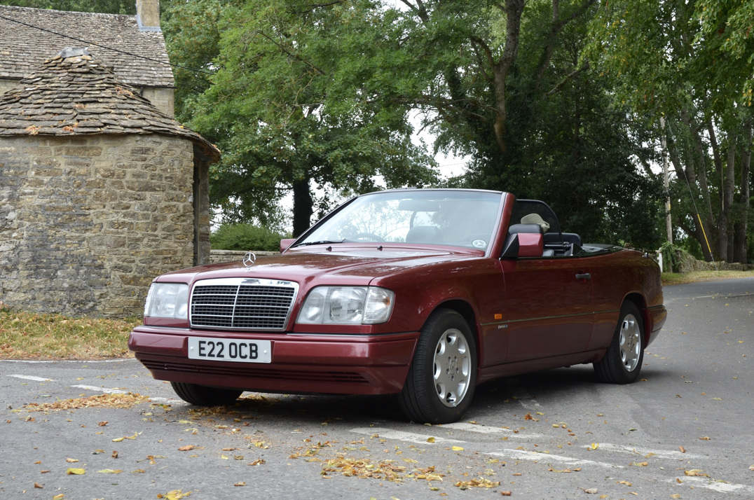 Mercedes E220 Cabriolet Sport Line gallery image 5