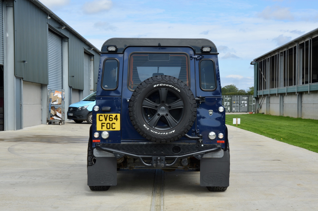 Land Rover Defender 90 XS Bespoke Edition. gallery image 7