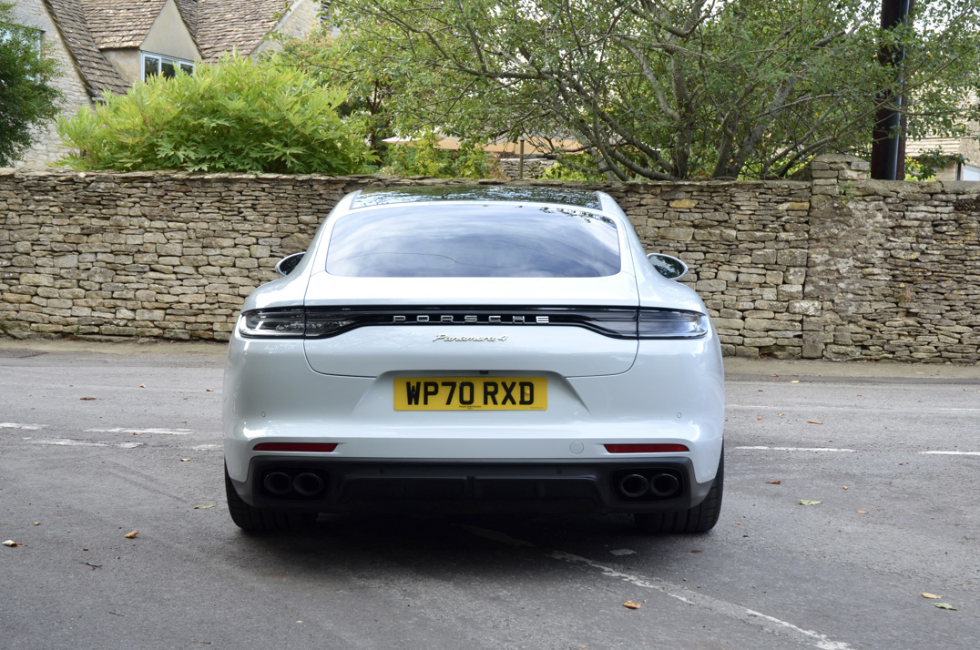 Porsche Panamera 2.9 V6 E-Hybrid 17.9KW Gen 2.2 gallery image 8