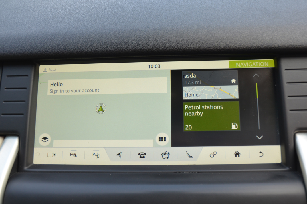 Land Rover Discovery Sport TD4 HSE Luxury. gallery image 42