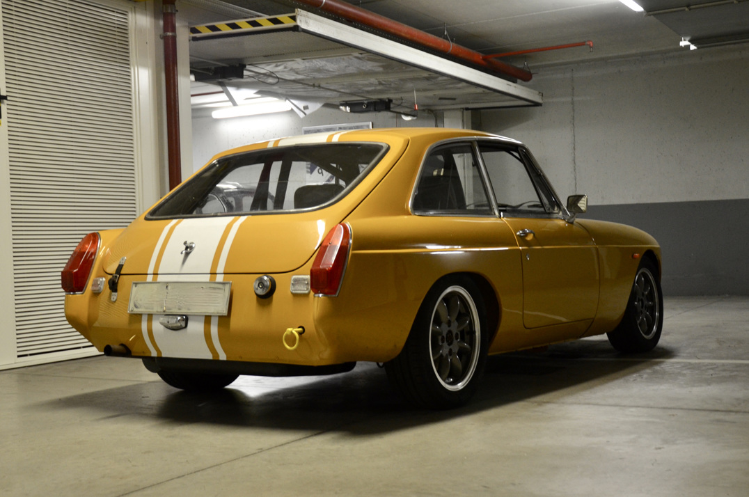 MGB GT gallery image 4