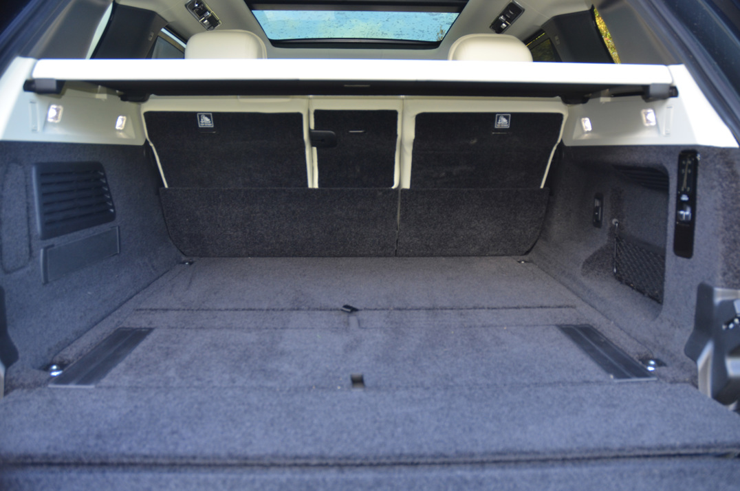 Land Rover Range Rover 3.0ltr P440e Autobiography gallery image 33