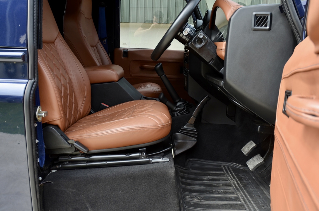 Land Rover Defender 90 XS Bespoke Edition. gallery image 30