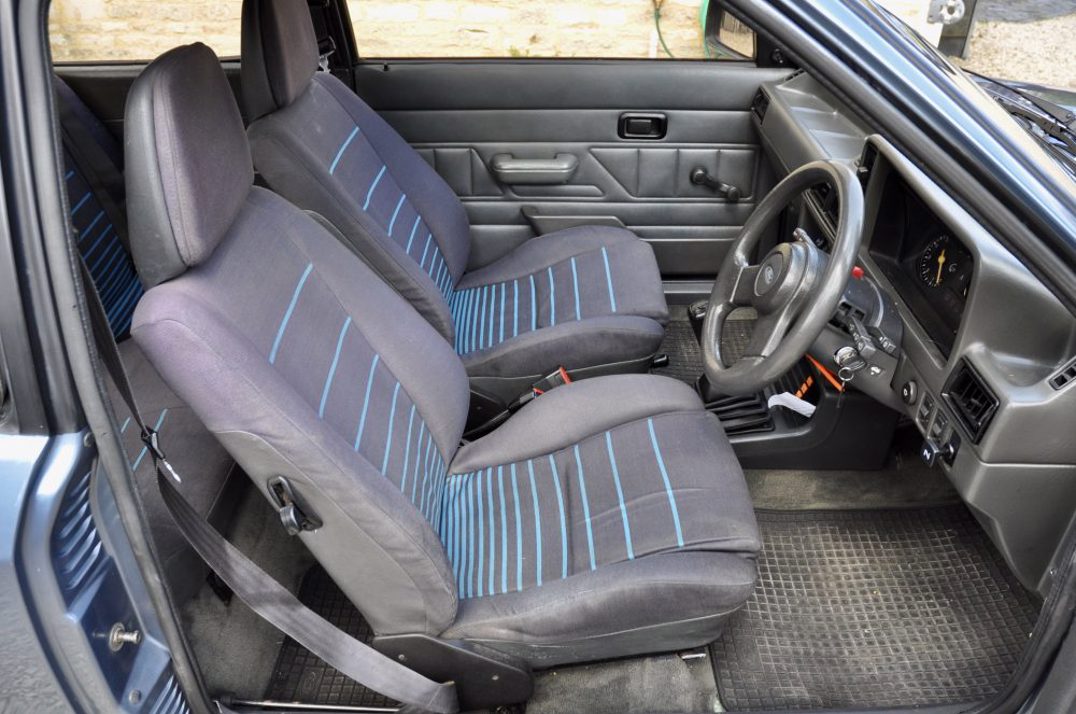 Ford Escort XR3 gallery image 14