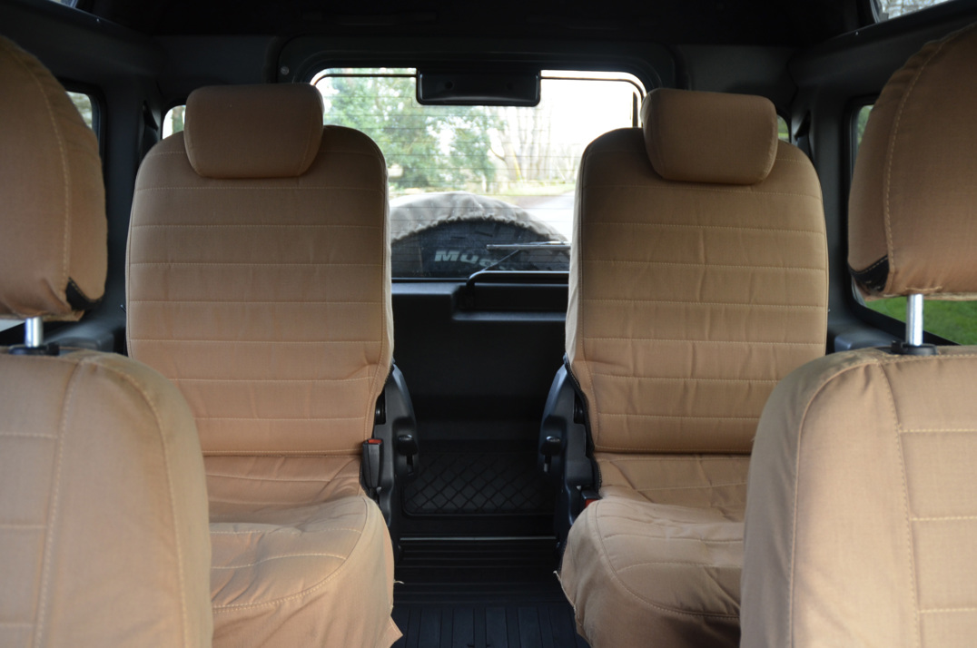 Land Rover Defender 90 XS Station Wagon gallery image 39