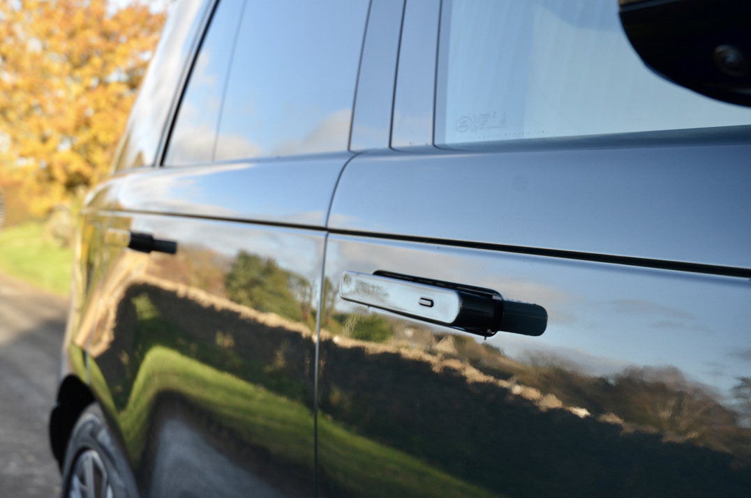 Land Rover Range Rover 3.0ltr P440e Autobiography gallery image 11