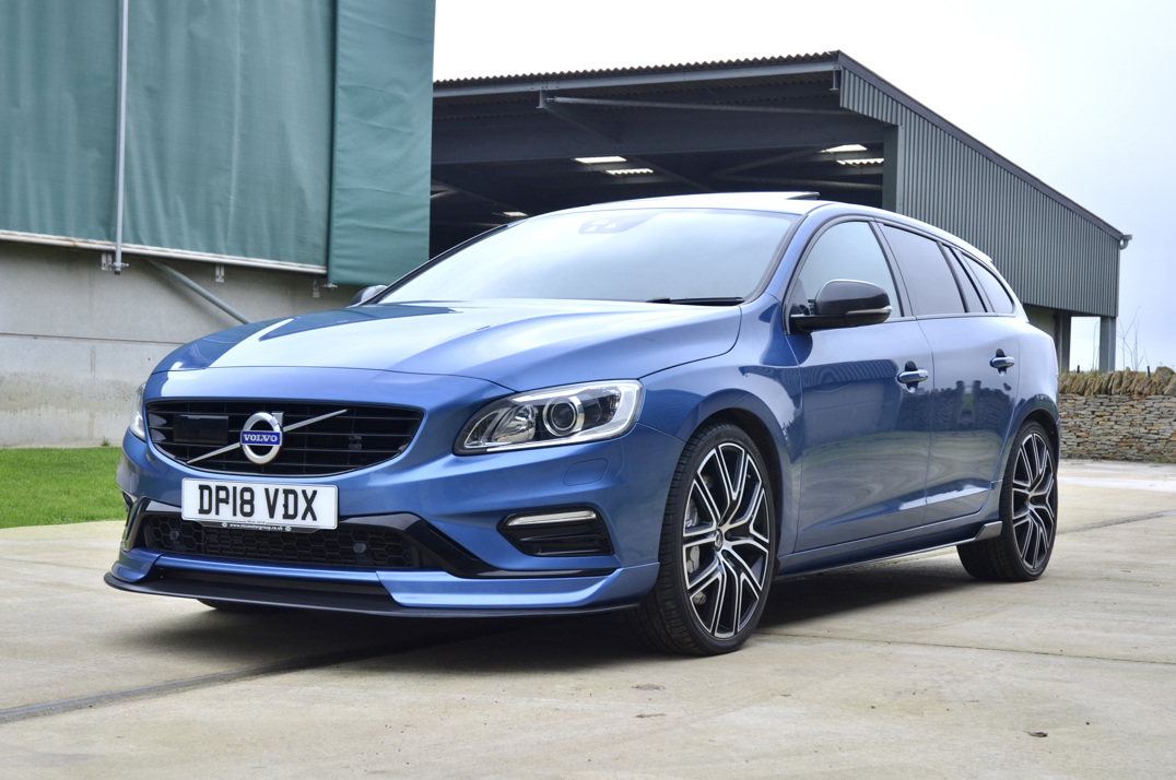 Volvo V60 Polestar T6 AWD Auto Estate gallery image 2