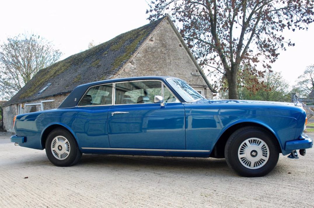 ROLLS ROYCE CORNICHE gallery image 1