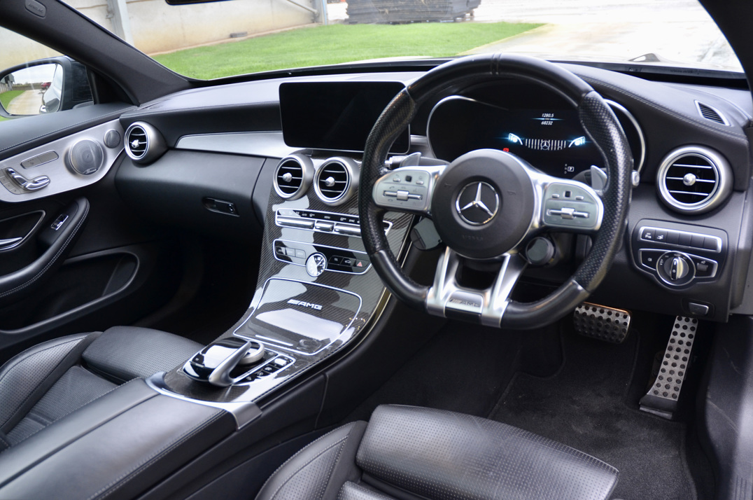 Mercedes C63 AMG 4.0 Biturbo Premium Plus. gallery image 26