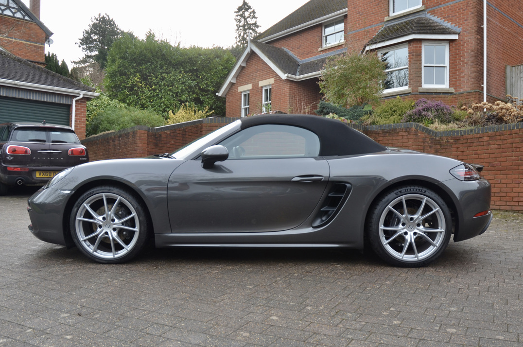 Porsche Boxster 718 PDK gallery image 11