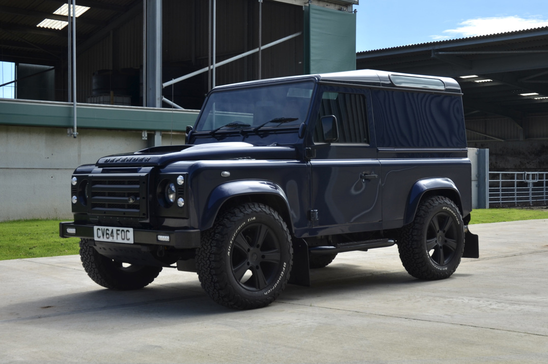 Land Rover Defender 90 XS Bespoke Edition. gallery image 1