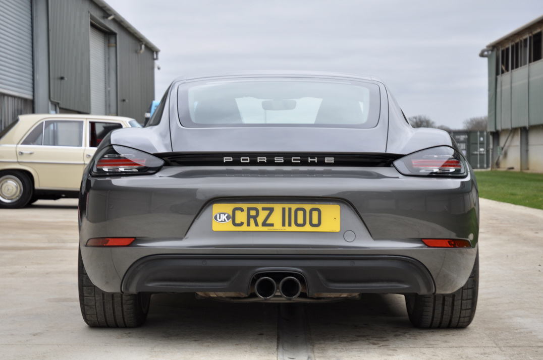 Porsche Cayman T 718/982 gallery image 8