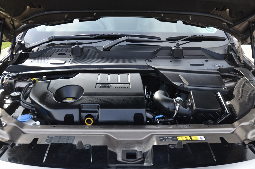 Land Rover Discovery Sport TD4 HSE Luxury. gallery image 48